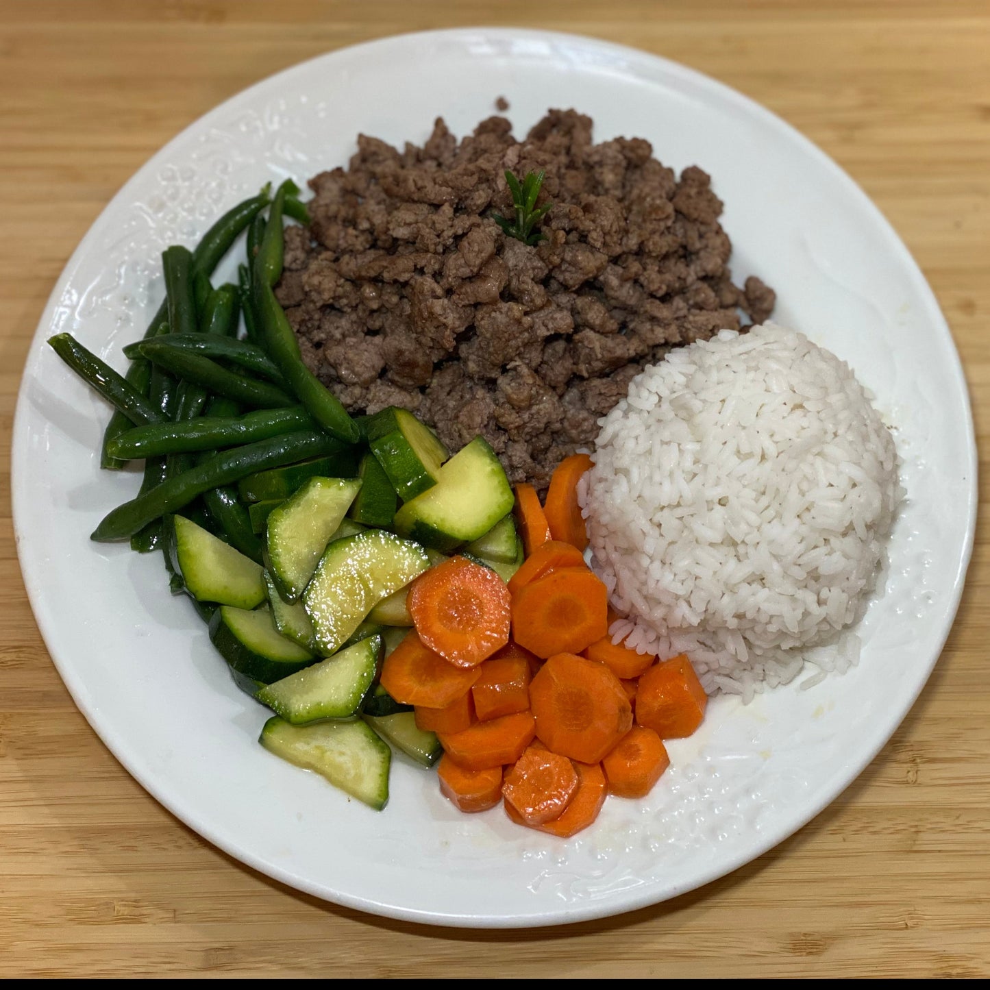 macinato di manzo con verdure e riso