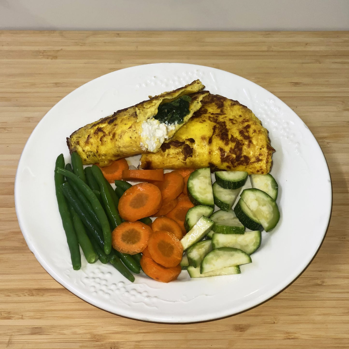 Frittata di spinaci e ricotta e verdure al vapore